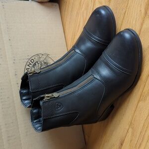 Women's Ariat Leather Scout Zip Paddock Boots 9.5